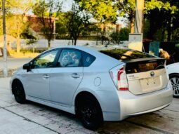 2015 Toyota Prius, Two
