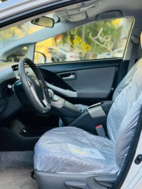 2015 Toyota Prius, Two